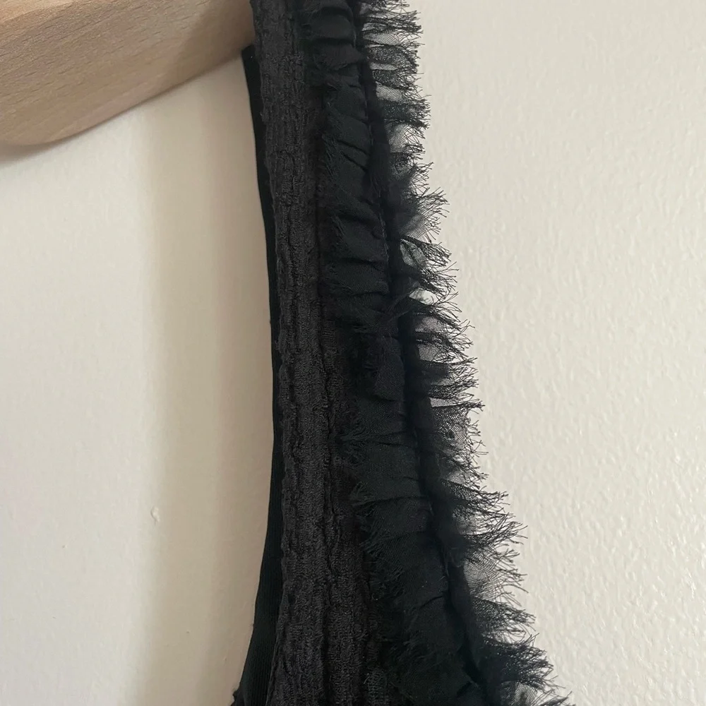 Mirror Palais Black Ribbed Sleeveless Midi Dress - Picture 4 of 8